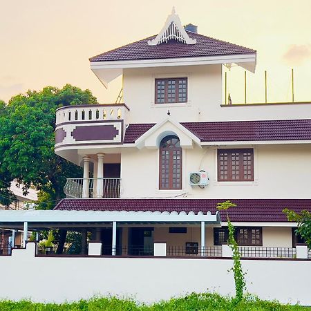 Mangosteen Villa Kochi Eksteriør billede